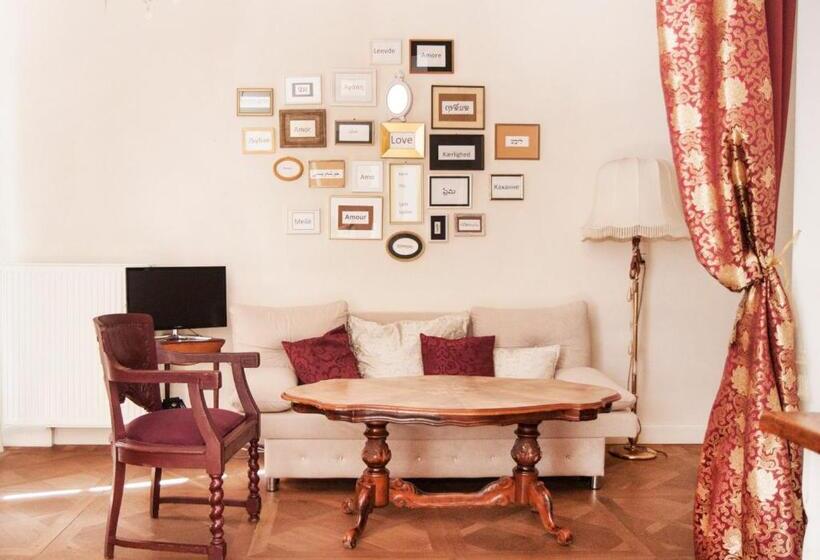 חדר סטנדרט עם מרפסת, Naturschlosshotel Blumenthal