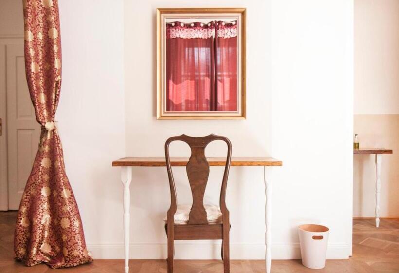 חדר סטנדרט עם מרפסת, Naturschlosshotel Blumenthal