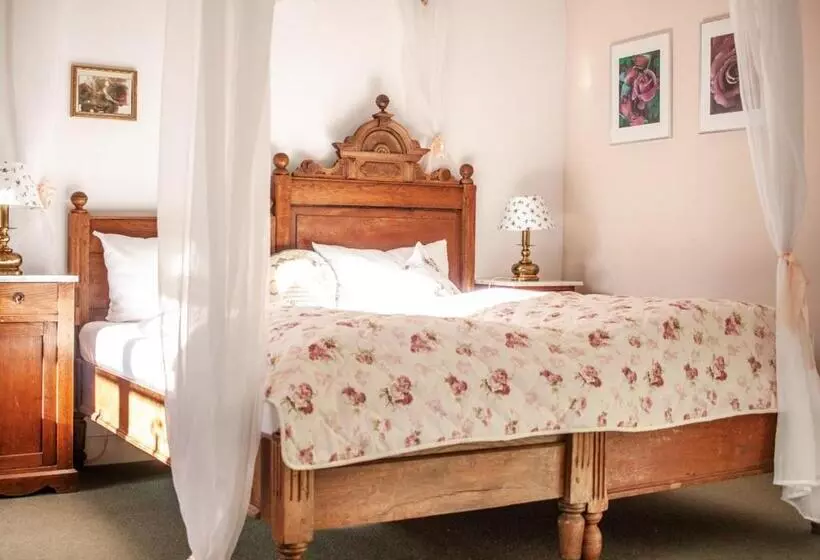 اتاق لوکس, Naturschlosshotel Blumenthal