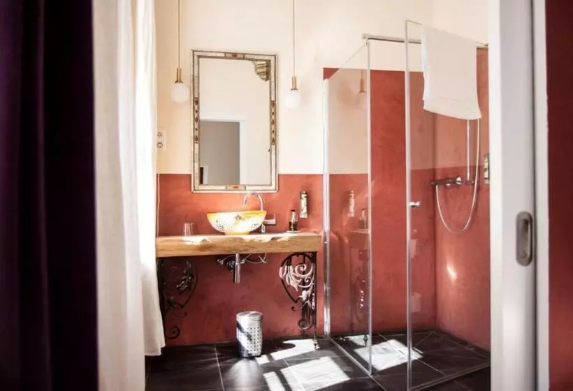 اتاق لوکس, Naturschlosshotel Blumenthal