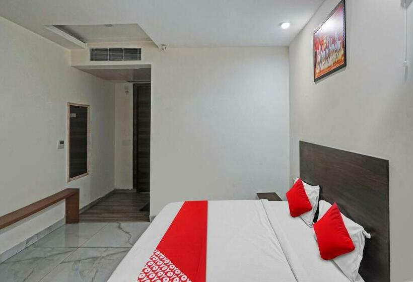 トリプルクラシックルーム, Flagship Hotel King S