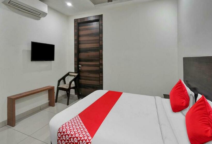 トリプルクラシックルーム, Flagship Hotel King S