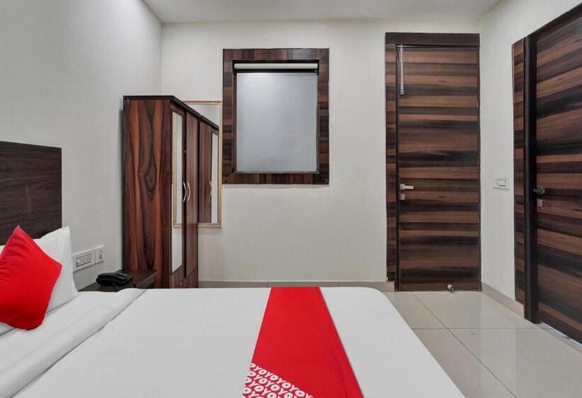 トリプルクラシックルーム, Flagship Hotel King S