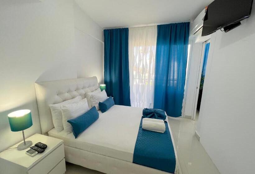 سوییت جونیور با بالکن, Vacation Studios With Rooftop Pool, Beach Club, Restaurants Playa Los Corales