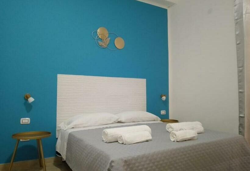 חדר סטנדרט לשלושה עם מרפסת, Costa Brava Self Check In Accesso Autonomo