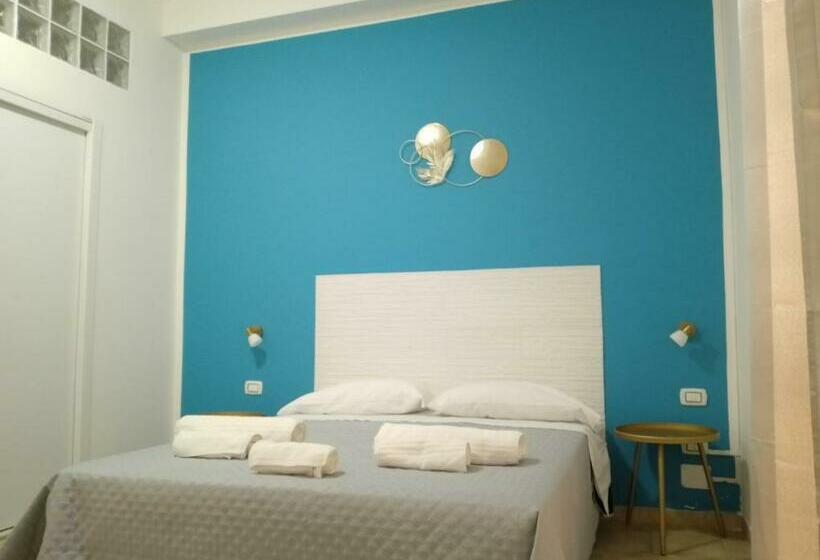 חדר סטנדרט לשלושה עם מרפסת, Costa Brava Self Check In Accesso Autonomo