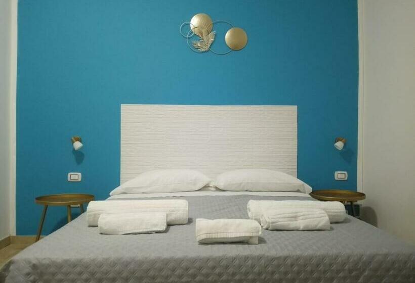 חדר סטנדרט לשלושה עם מרפסת, Costa Brava Self Check In Accesso Autonomo