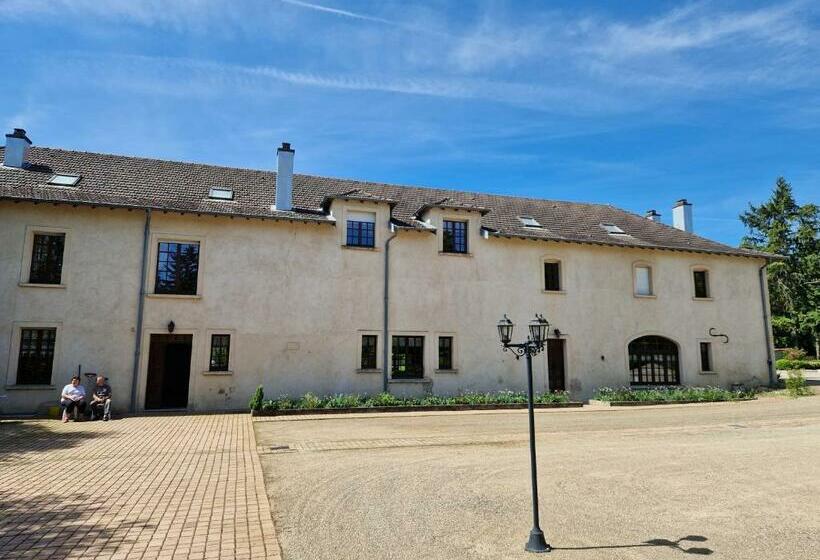 غرفة عائلية مطلّة علي الحديقة, Chambre Ducale