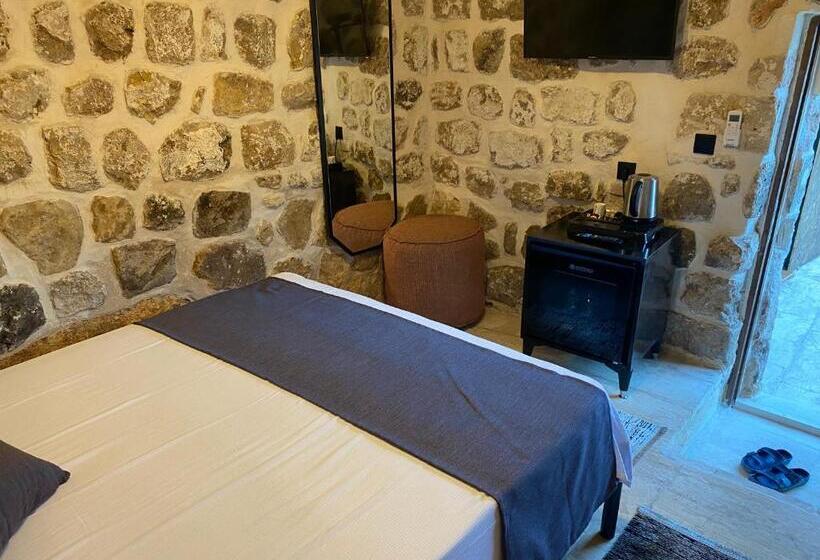 اتاق استاندارد, Norn