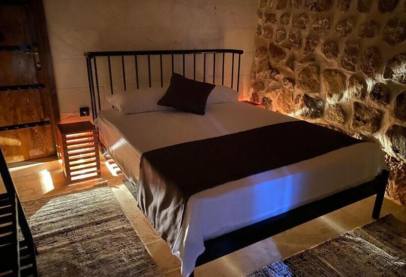 اتاق استاندارد, Norn