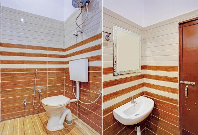 غرفة كلاسيكية ثلاثية, Pop Sarita Palace