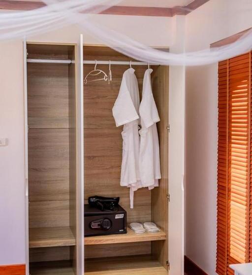 豪华房间, Hr Resort