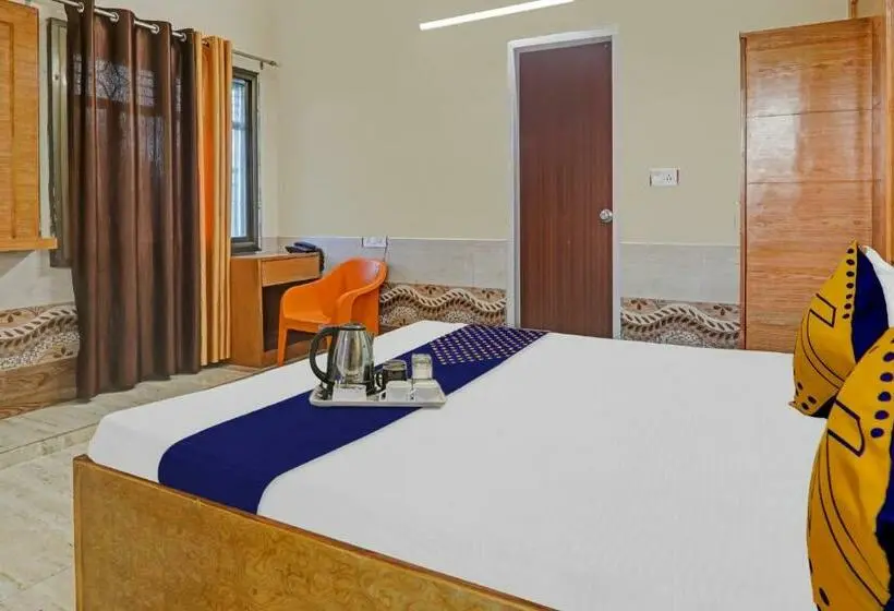 Classic Kolmen Hengen Huone, Spot On Hotel Brothers