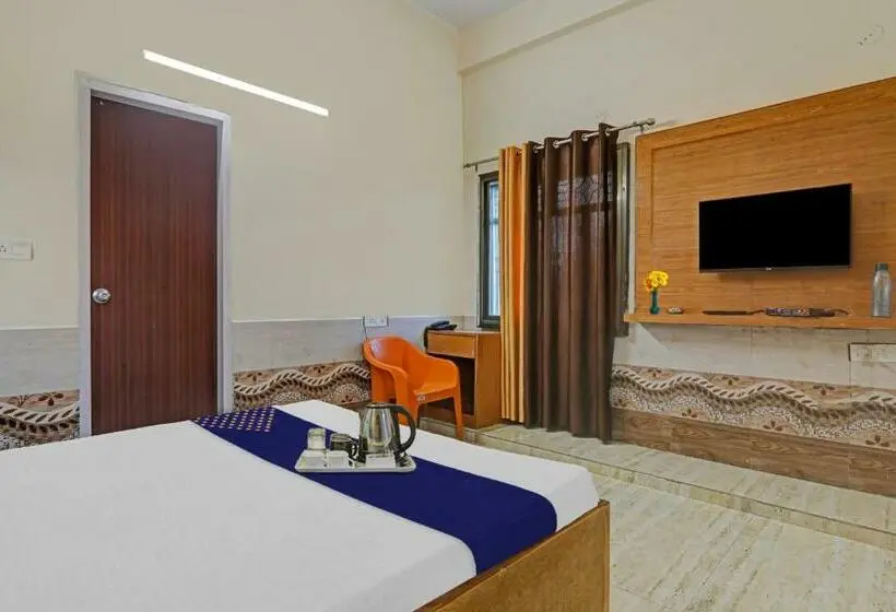 Classic Kolmen Hengen Huone, Spot On Hotel Brothers
