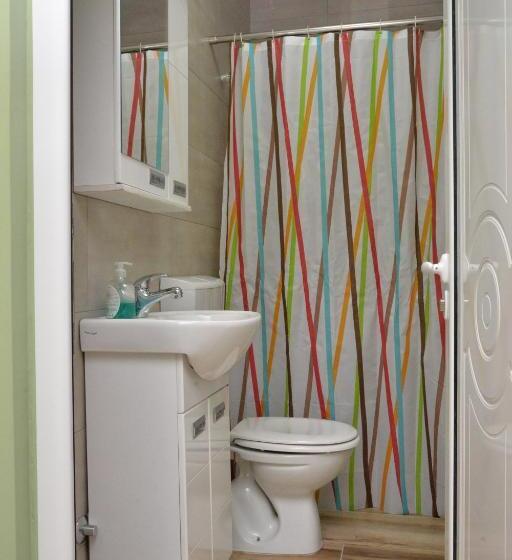 اتاق استاندارد چهار تخته, As Club