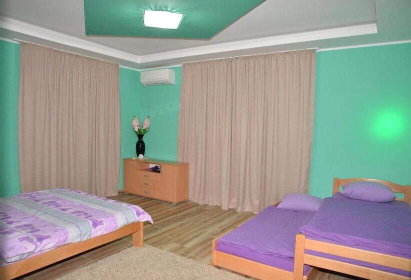 اتاق استاندارد چهار تخته, As Club