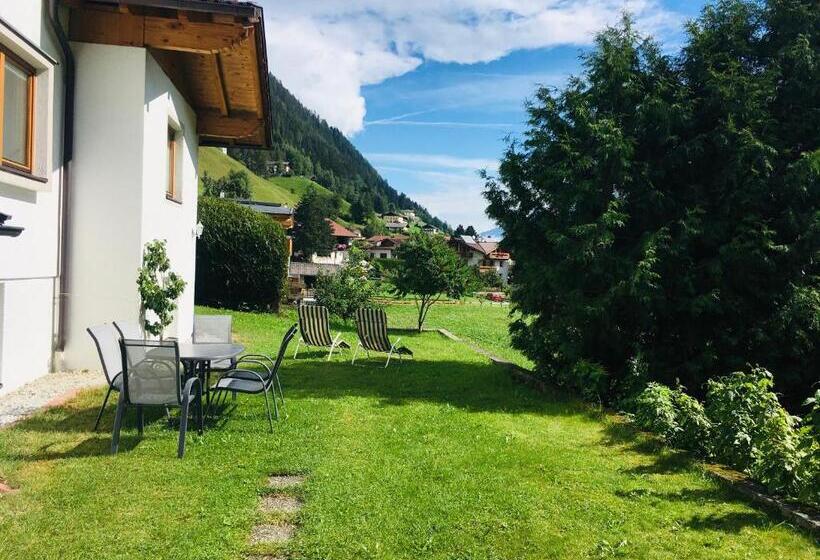 آپارتمان 1 خوابه, Pension Schneider