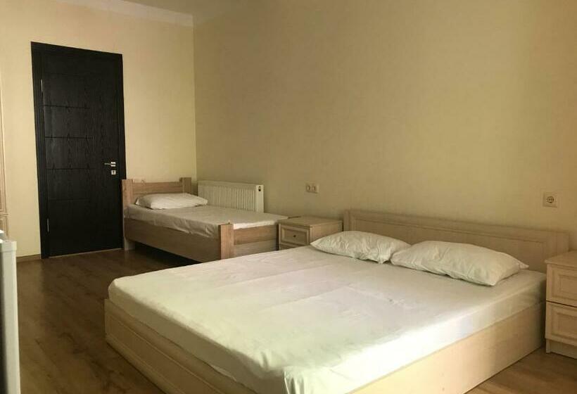 اتاق استاندارد سه نفره, Guest House Palma