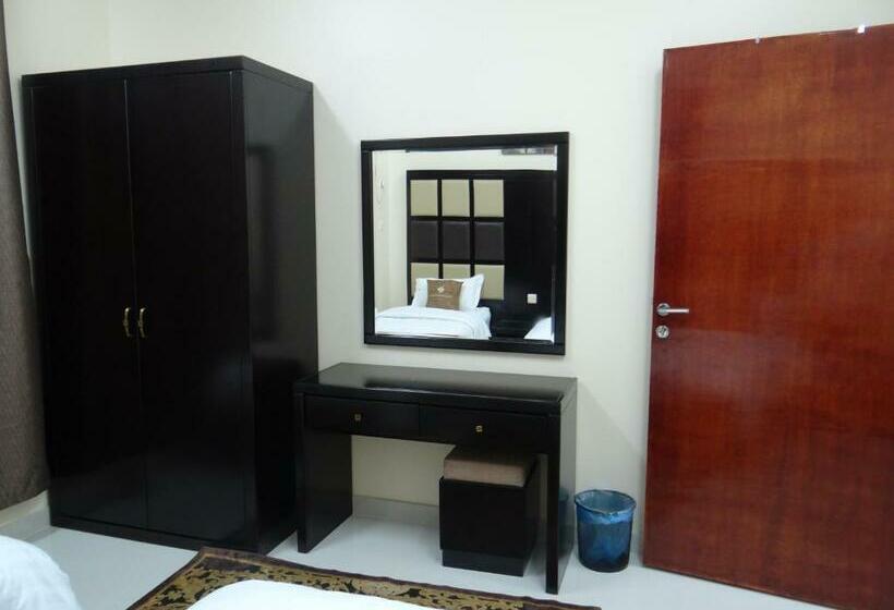 Апартаменты 1 Спальня, Royal Home Furnished Apartments