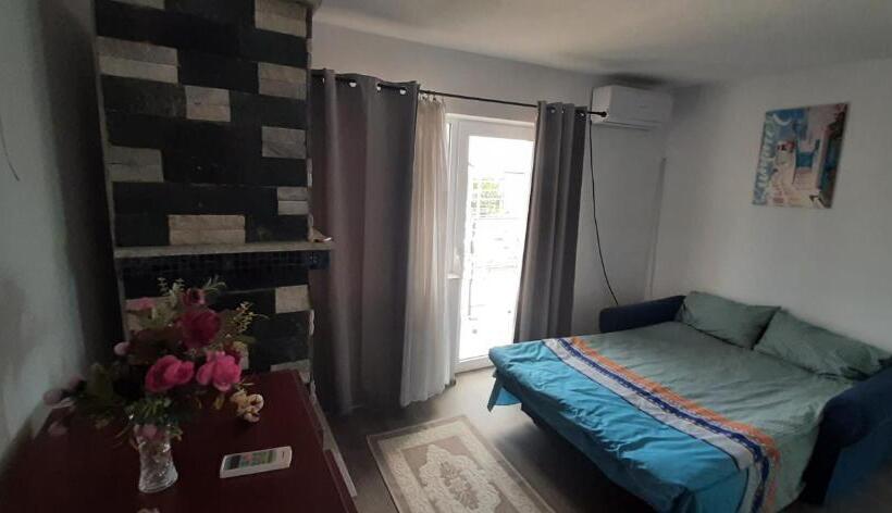 سوئیت با تخت بزرگ, Zambilelor 3