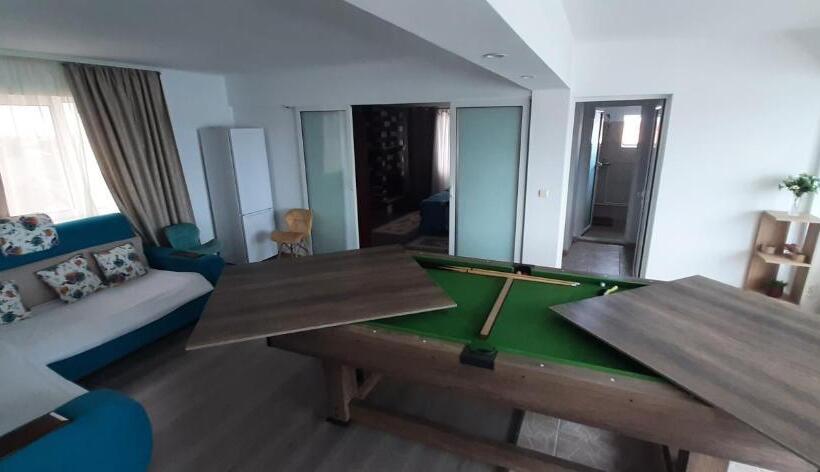 سوئیت با تخت بزرگ, Zambilelor 3