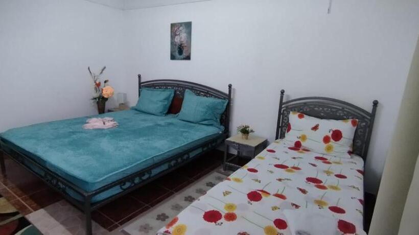 اتاق ساده سه نفره, Zambilelor 3