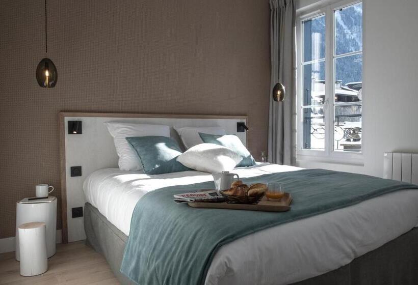 2 Bedroom Family Apartment with Views, Le Génépy   Appart Hôtel De Charme
