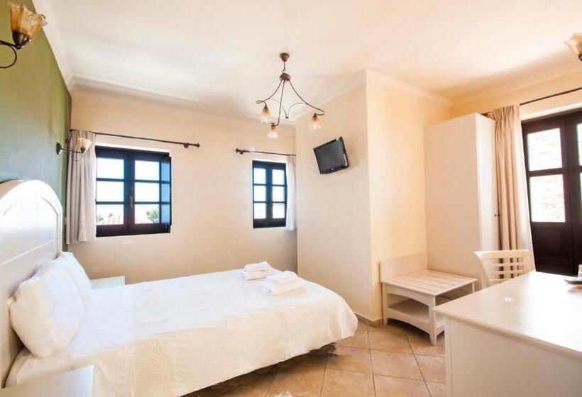 经济房, Areos Polis Boutique