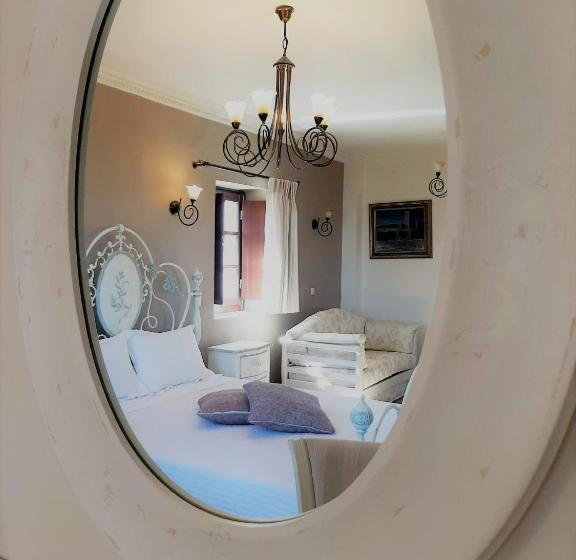 带露台的套间, Areos Polis Boutique