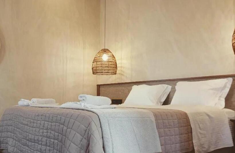 套房带泳池景, Areos Polis Boutique