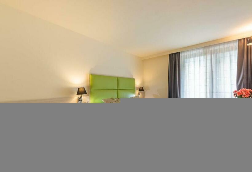 חדר משפחתי, Ariston Garden & Spa