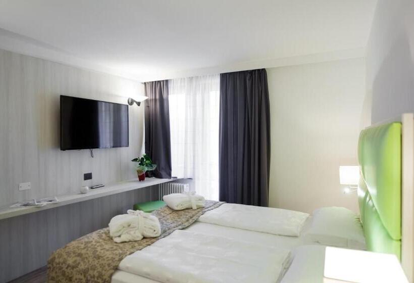 패밀리 룸, Ariston Garden & Spa