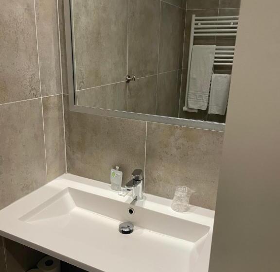 Quarto Estandar Individual, Azur