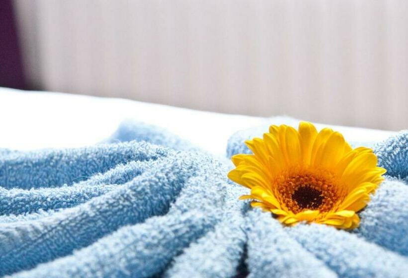 اتاق استاندارد, Berl Inn