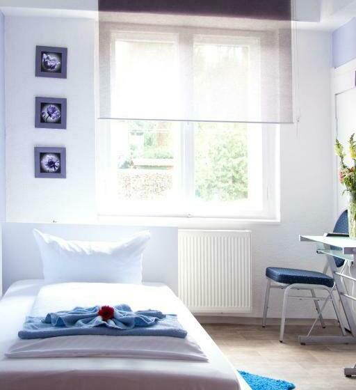 اتاق استاندارد یک نفره, Berl Inn