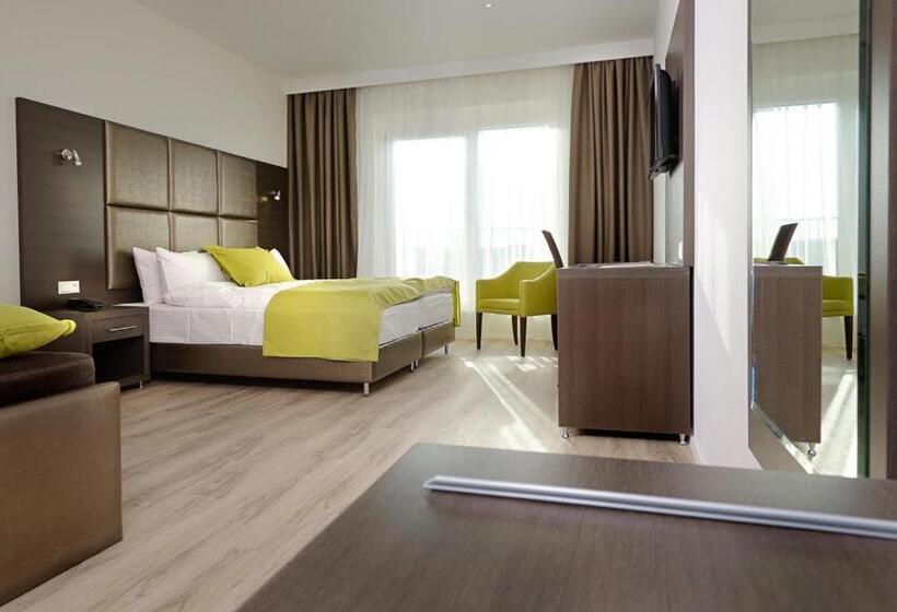 발코니 수피리어 룸, Boutique Hotel Bellevue Rheinfelden / Basel