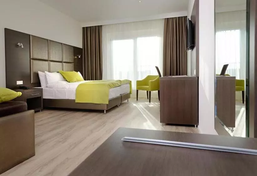 バルコニー付きスーペリアルーム, Boutique Hotel Bellevue Rheinfelden / Basel