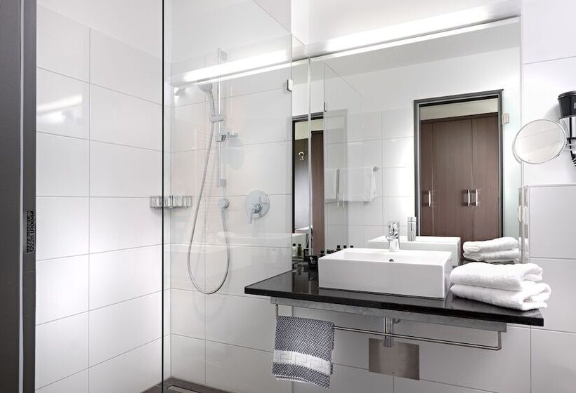 Номер Superior с Балконом, Boutique Hotel Bellevue Rheinfelden / Basel