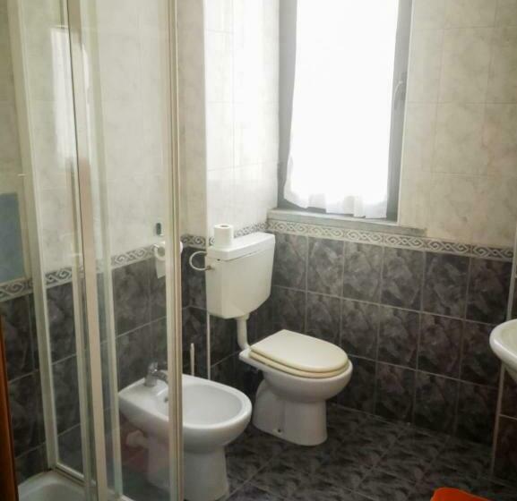 חדר סטנדרט יחיד, Cavour Resort