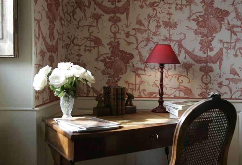 غرفة سوبيريور, Château Hôtel De Bourron