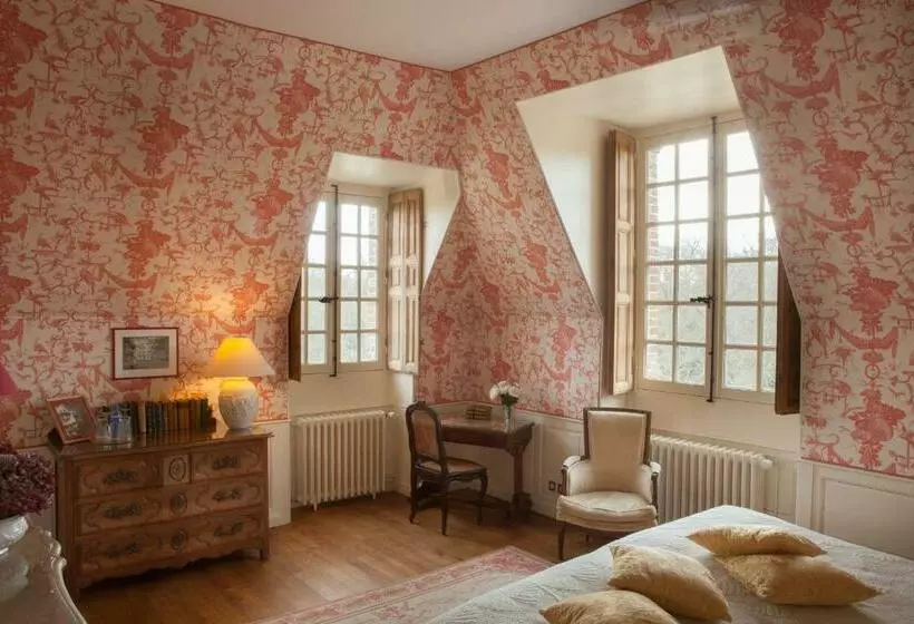 スーペリアールーム, Château Hôtel De Bourron