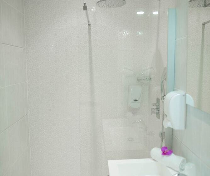 غرفة قياسية, Holidays & Work