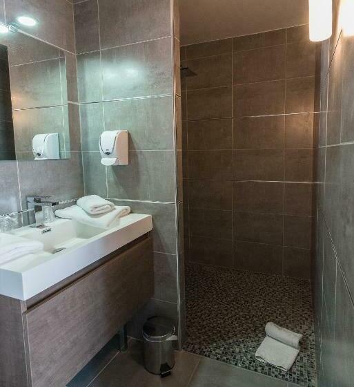 غرفة كلاسيكية, Holidays & Work