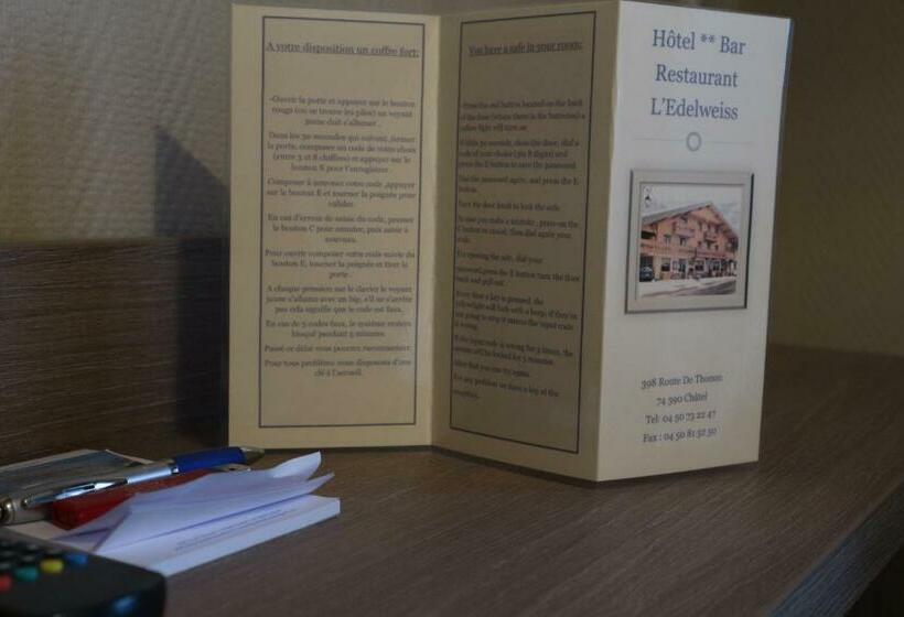 Номер Стандарт Трехместный, Hôtel L Edelweiss