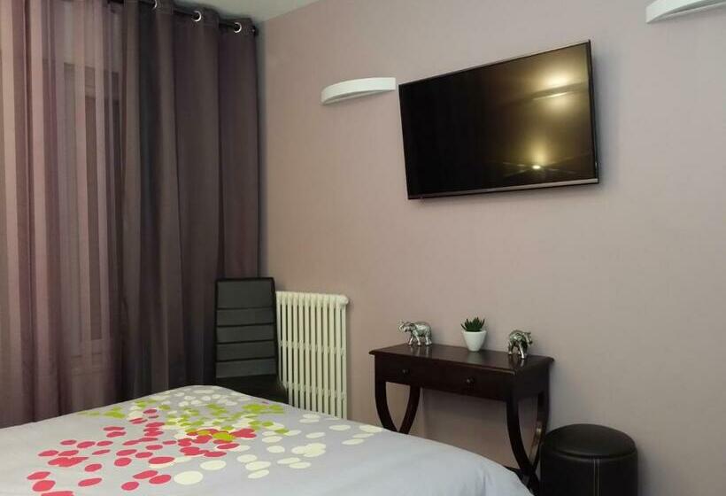 クラシックスタジオ, Hôtel Paris Gambetta