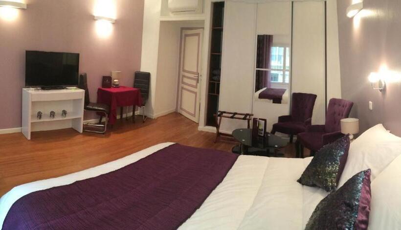 スーペリアスタジオ, Hôtel Paris Gambetta