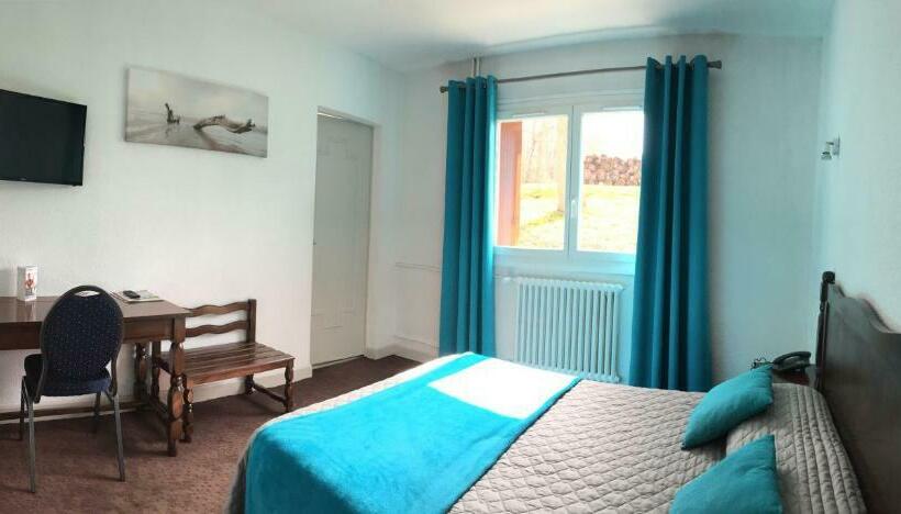 Номер Стандарт, Hôtel Robinson