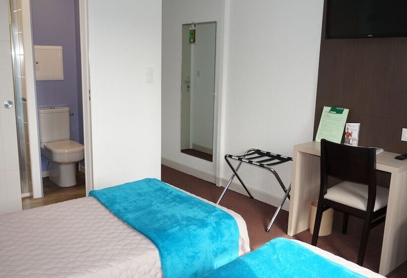 Номер Стандарт, Hôtel Robinson