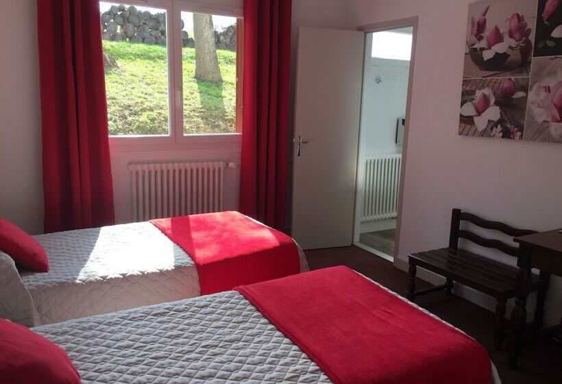 Номер Стандарт, Hôtel Robinson