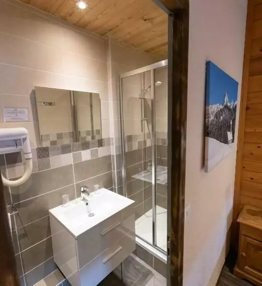 スタンダードルーム, La Pointe Percée